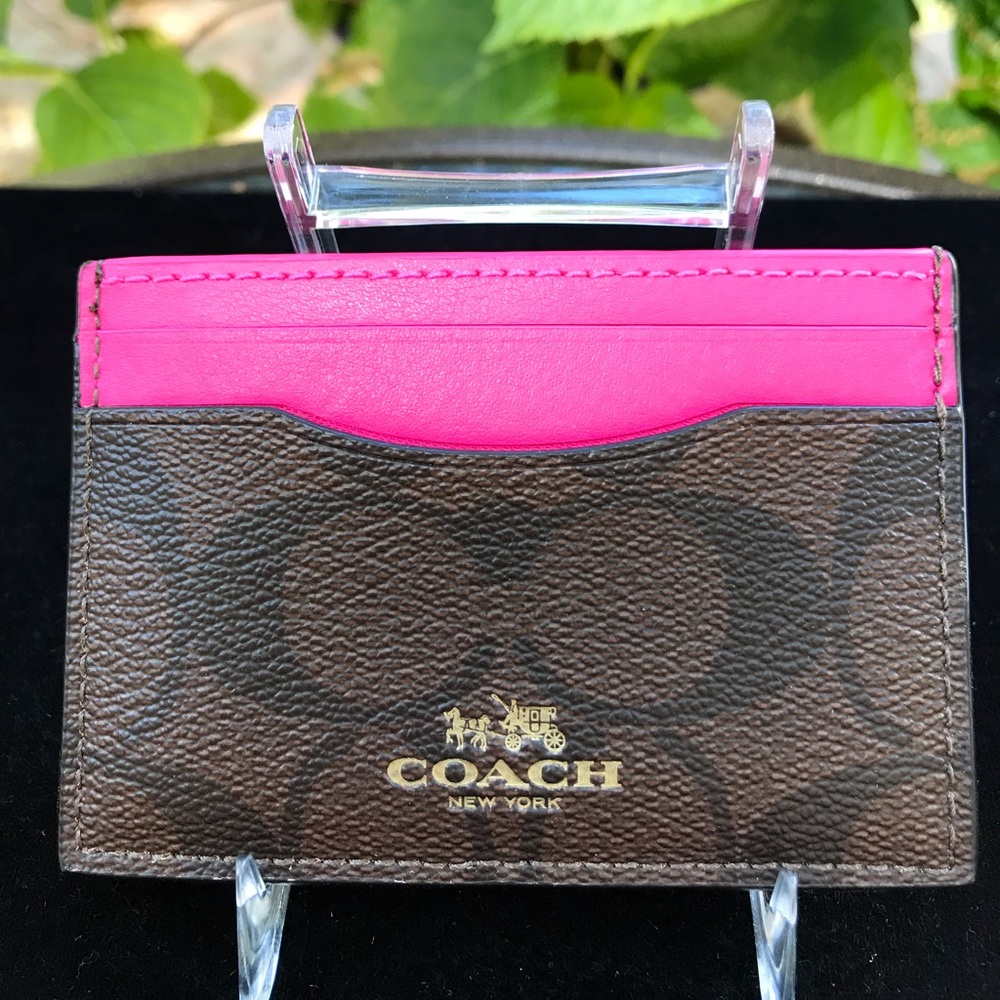 Authentic Coach card case ( Brand New)